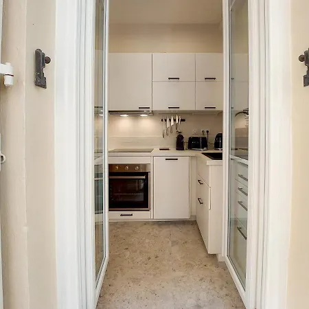 Bh - Chez Marylin - Lux 2 Pers. Wifi. Clim. Central Apartment
